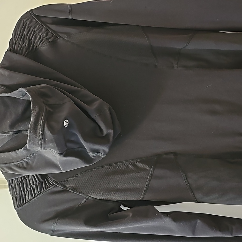 362. Lululemon For It 1/2 zip pullover - Picture 5 of 9
